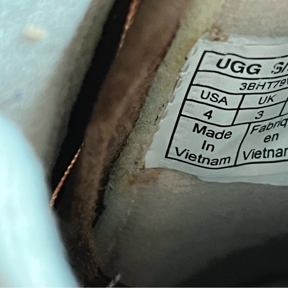 UGG Robley Brown Leather Lace Up Boots Size 4Y Shoes - Picture 8 of 10